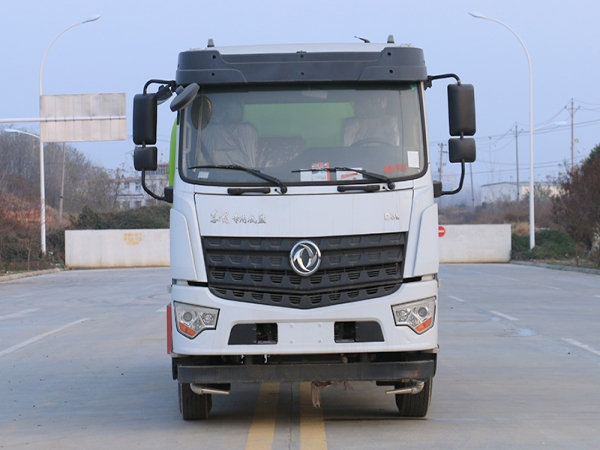 12噸國(guó)六東風(fēng)D3L 灑水車(chē)